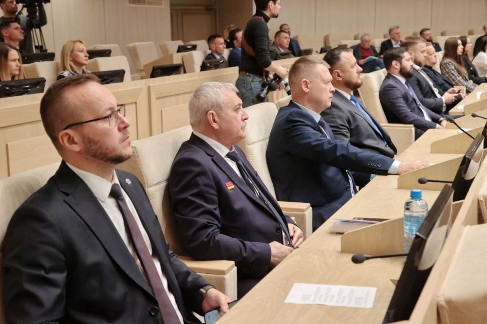 Владимир Константинов: В Крыму открыт семинар законодательных органов и представительных органов местного самоуправления воссоединенных субъектов России Владимир Константинов: В Крыму открыт семинар законодательных органов и представительных органов местного самоуправления воссоединенных субъектов России