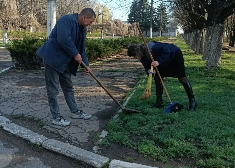 Юрий Будрин: Сегодня, 10 апреля 2025 года, в рамках проекта «Городская среда», реализуемого Всероссийской политической партией Единая Россиясотрудники Управления эксплуатации жилого фонда ООО "Текстильщик -2015" и СП ВОК ЛШ... Юрий Будрин: Сегодня, 10 апреля 2025 года, в рамках проекта «Городская среда», реализуемого Всероссийской политической партией Единая Россиясотрудники Управления эксплуатации жилого фонда ООО "Текстильщик -2015" и СП ВОК ЛШ...