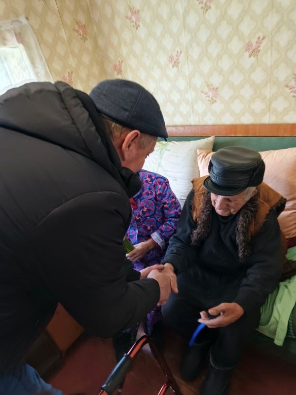 В рамках партийного проекта #ИсторическаяПамять 9 апреля 2025 года, в преддверии 80-й годовщины Дня Победы, коллектив МБУ "Новотроицкий ДК "Горняк" совместно с администрацией пгт В рамках партийного проекта #ИсторическаяПамять 9 апреля 2025 года, в преддверии 80-й годовщины Дня Победы, коллектив МБУ "Новотроицкий ДК "Горняк" совместно с администрацией пгт