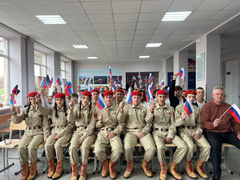 В Старобешевской школе состоялся кинопоказ В Старобешевской школе состоялся кинопоказ