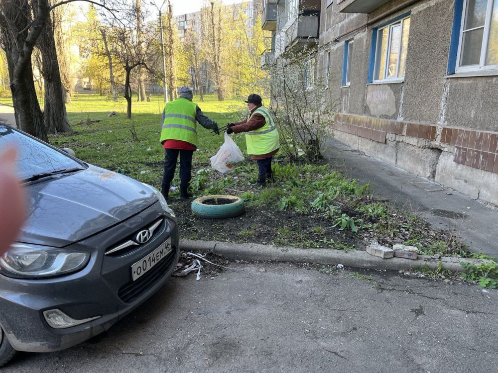 Юрий Будрин: Сегодня, 10 апреля 2025 года, в рамках проекта «Городская среда», реализуемого Всероссийской политической партией Единая Россиясотрудники Управления эксплуатации жилого фонда ООО "Текстильщик -2015" и СП ВОК ЛШ... Юрий Будрин: Сегодня, 10 апреля 2025 года, в рамках проекта «Городская среда», реализуемого Всероссийской политической партией Единая Россиясотрудники Управления эксплуатации жилого фонда ООО "Текстильщик -2015" и СП ВОК ЛШ...