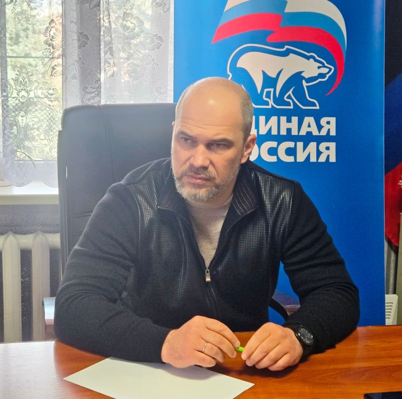 Сергей Желновач: Сегодня, 10 апреля, в общественной приемной Всероссийской политической партии «Единая Россия» в пгт Мироновский провел прием граждан Сергей Желновач: Сегодня, 10 апреля, в общественной приемной Всероссийской политической партии «Единая Россия» в пгт Мироновский провел прием граждан