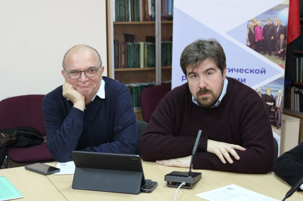 10 апреля в Донецком государственном университете отметили вторую годовщину создания Центра этнополитической реабилитации 10 апреля в Донецком государственном университете отметили вторую годовщину создания Центра этнополитической реабилитации