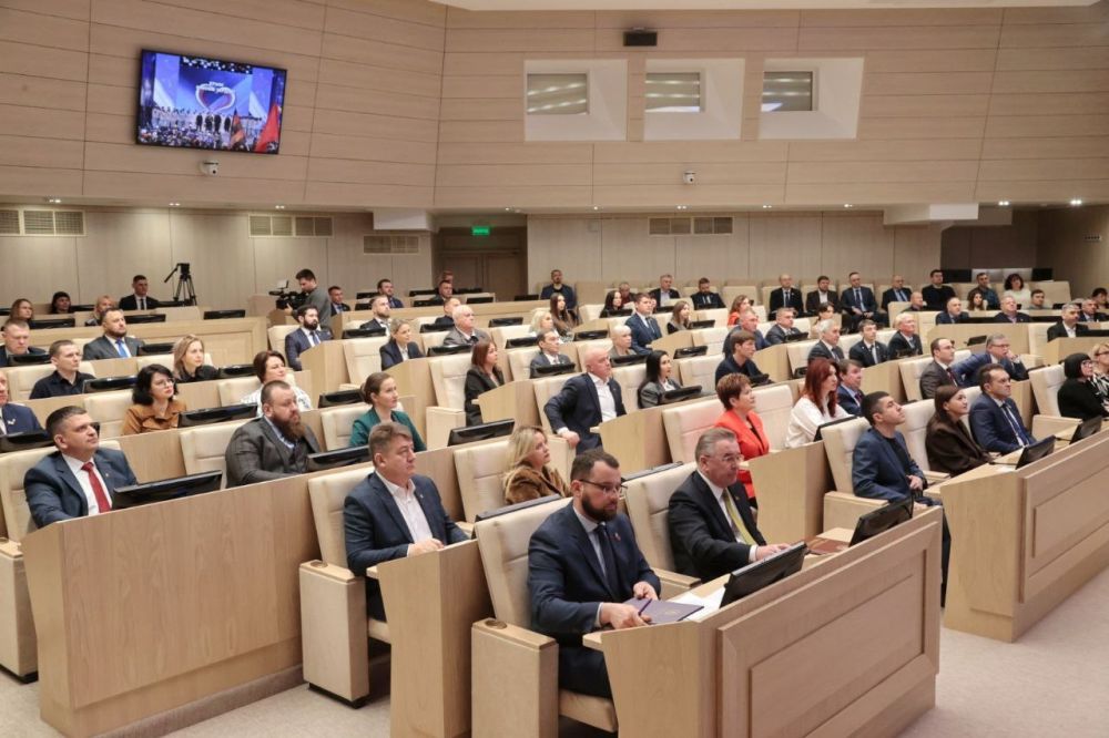В Крыму стартовал семинар по обмену опытом интеграции с представителями исторических субъектов России В Крыму стартовал семинар по обмену опытом интеграции с представителями исторических субъектов России