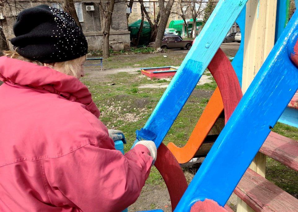 Иван Адамец: В Куйбышевском районе продолжается работа по благоустройству детских площадок Иван Адамец: В Куйбышевском районе продолжается работа по благоустройству детских площадок