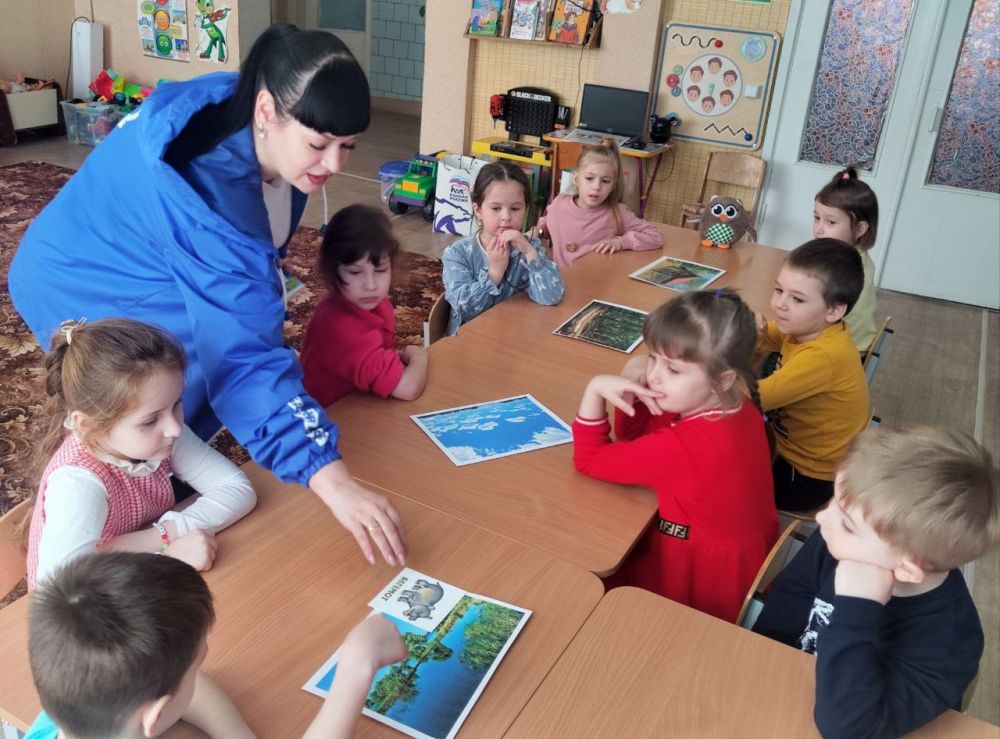 Защищать животных – долг каждого из нас! Под таким девизом прошел урок доброты с воспитанниками ГКДОУ «Детский сад № 47 «Радуга» г.о. Торез» в рамках реализации проекта Единой России «Защита животного мира» Защищать животных – долг каждого из нас! Под таким девизом прошел урок доброты с воспитанниками ГКДОУ «Детский сад № 47 «Радуга» г.о. Торез» в рамках реализации проекта Единой России «Защита животного мира»