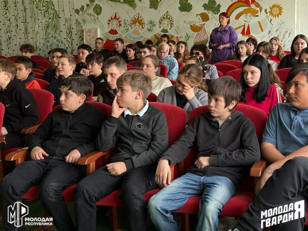 «МобКино» снова с нами. Тельмановский штаб Молодёжки организовал кинопоказ для учащихся Гранитненской школы «МобКино» снова с нами. Тельмановский штаб Молодёжки организовал кинопоказ для учащихся Гранитненской школы