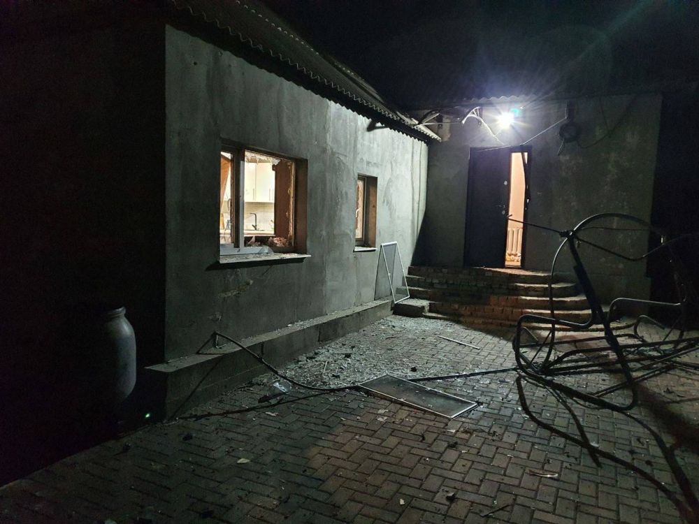 Виктория Жукова: Последствия удара беспилотного летательного аппарата украинских террористов по улице Гастелло Виктория Жукова: Последствия удара беспилотного летательного аппарата украинских террористов по улице Гастелло