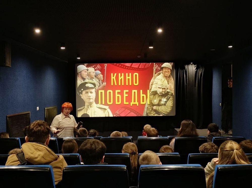   л     !