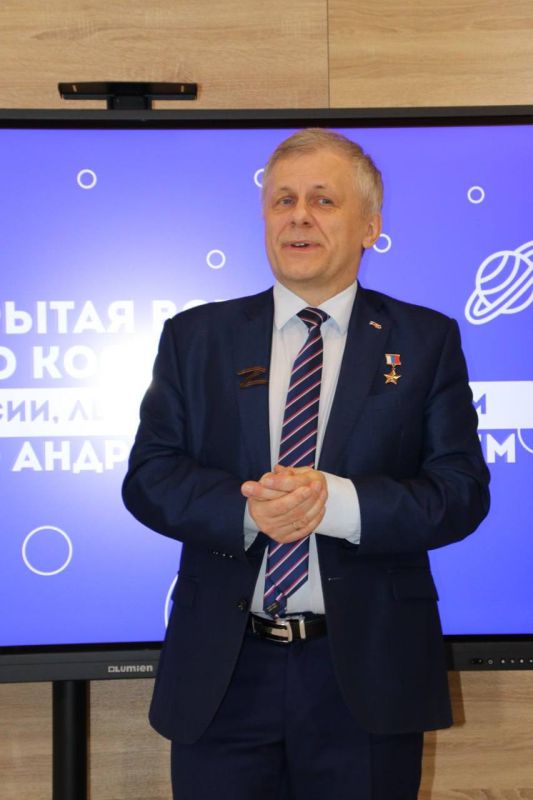 СТАРТ ДАН! ВСТРЕЧА С ЛЕТЧИКОМ-КОСМОНАВТОМ АНДРЕЕМ БОРИСЕНКО СТАРТ ДАН! ВСТРЕЧА С ЛЕТЧИКОМ-КОСМОНАВТОМ АНДРЕЕМ БОРИСЕНКО
