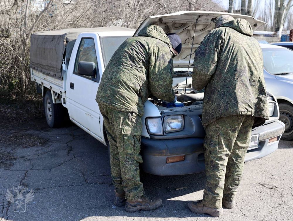 Донецкие, новороссийские и воронежские таможенники передали автомобили на нужды СВО Донецкие, новороссийские и воронежские таможенники передали автомобили на нужды СВО