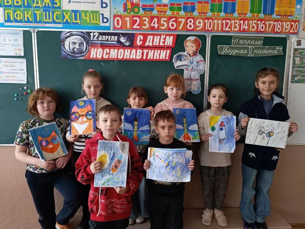 Александр Качанов: В школах и детсадах Докучаевска прошли тематические мероприятия ко Дню космонавтики Александр Качанов: В школах и детсадах Докучаевска прошли тематические мероприятия ко Дню космонавтики