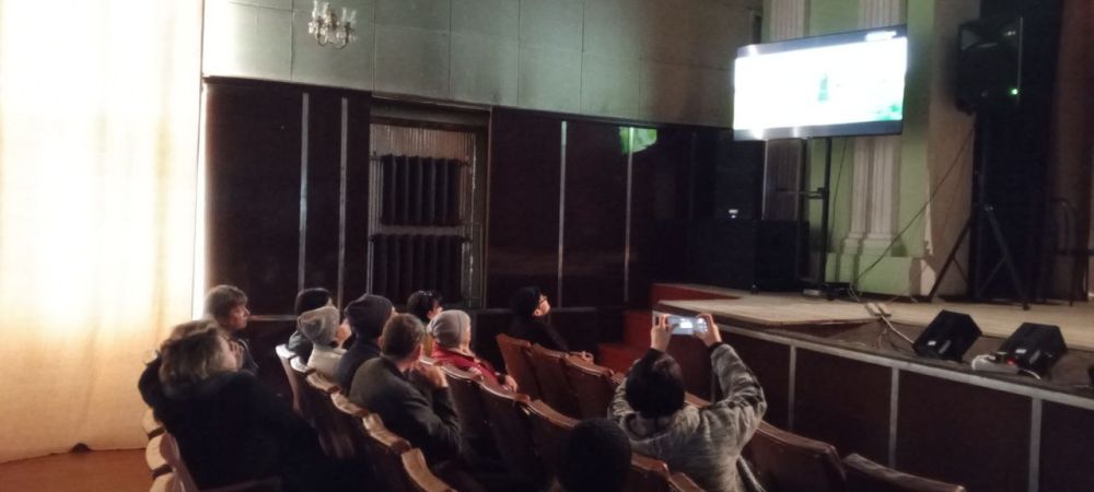 11 апреля в МБУ «МИРОНОВСКИЙ ПОСЕЛКОВЫЙ ДК» состоялся просмотр худ 11 апреля в МБУ «МИРОНОВСКИЙ ПОСЕЛКОВЫЙ ДК» состоялся просмотр худ