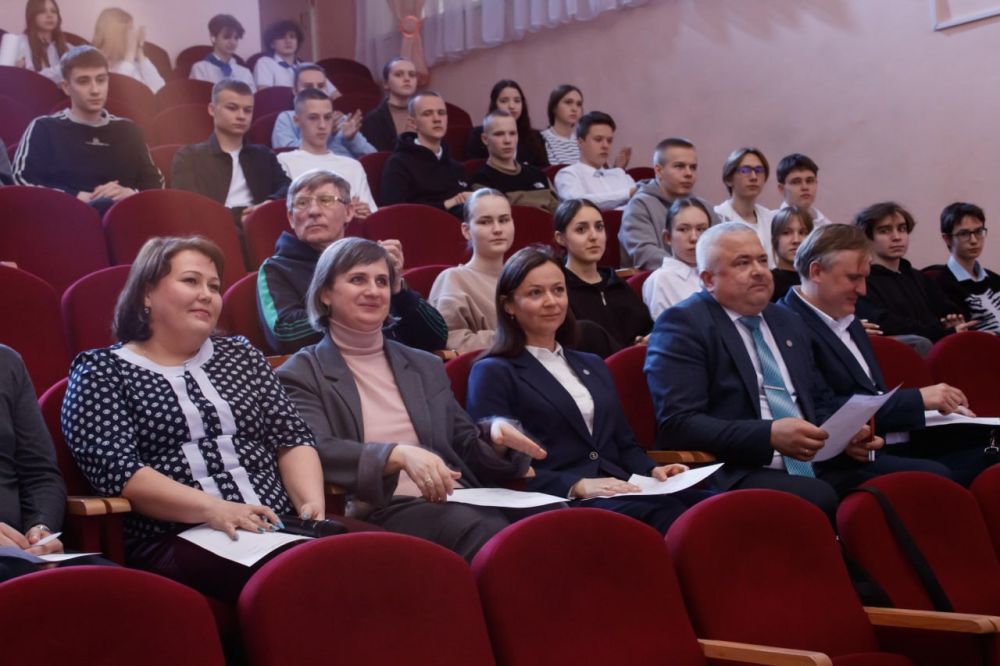 Команда из Ждановки одержала победу в интеллектуальном турнире Команда из Ждановки одержала победу в интеллектуальном турнире