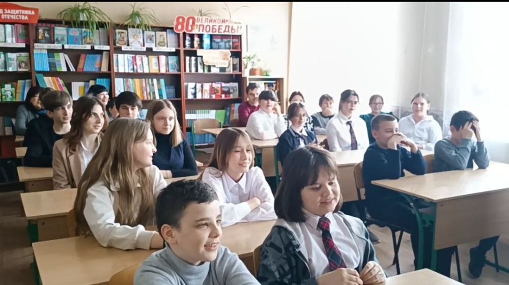Александр Качанов: В Докучаевске прошла встреча активистов «Движение Первых» с участниками специальной военной операции в рамках Года защитника Отечества Александр Качанов: В Докучаевске прошла встреча активистов «Движение Первых» с участниками специальной военной операции в рамках Года защитника Отечества