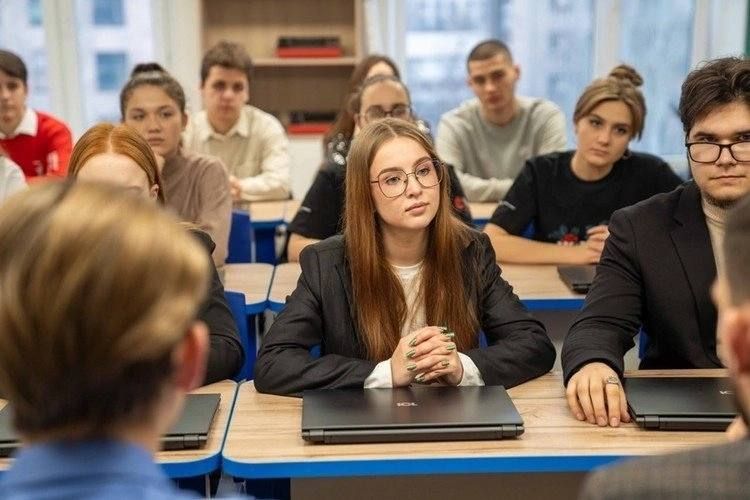Донецкая академия управления и госслужбы вошла в состав РАНХиГС: что это значит для студентов и Республики Донецкая академия управления и госслужбы вошла в состав РАНХиГС: что это значит для студентов и Республики