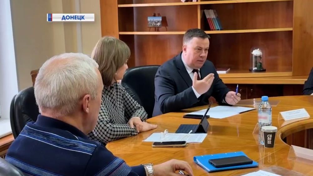Константин Кузьмин: Вместе с коллегами приступили к созданию Кодекса защитника Отечества Константин Кузьмин: Вместе с коллегами приступили к созданию Кодекса защитника Отечества
