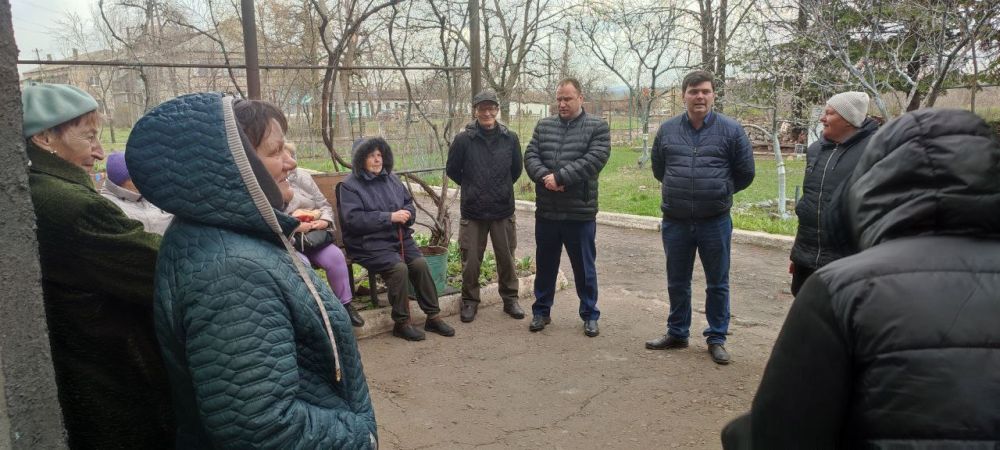 Встреча с гражданами в рамках проекта "УПРАВДОМ" Встреча с гражданами в рамках проекта "УПРАВДОМ"