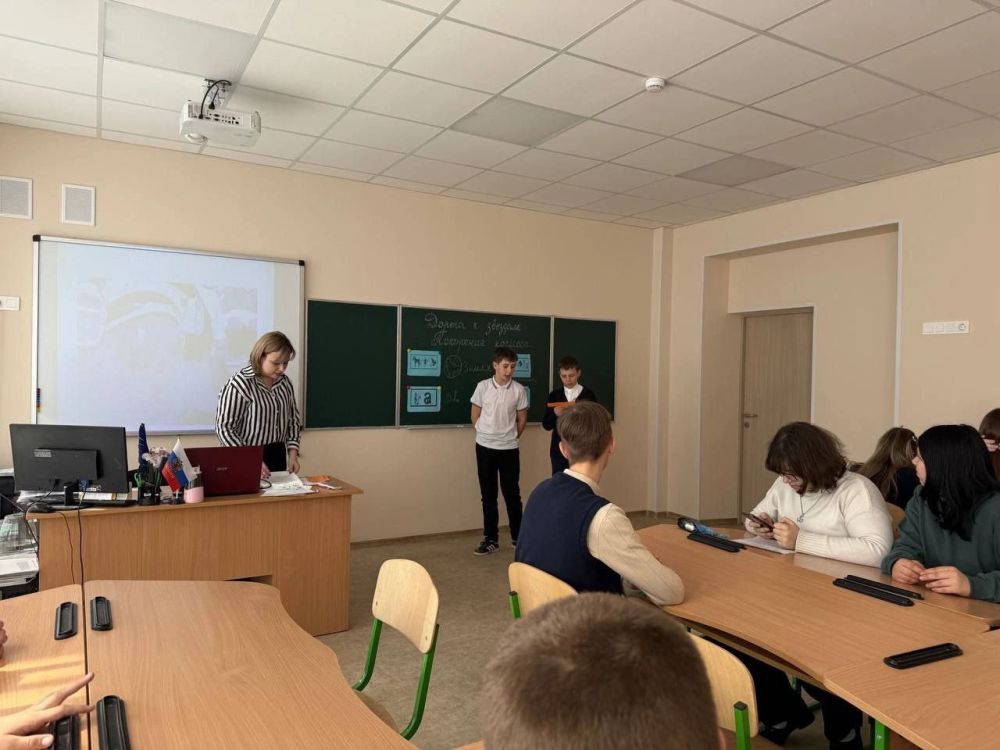 Весь мир отмечает 12 апреля День авиации и космонавтики — памятную дату, посвящённую первому полёту человека в космос Весь мир отмечает 12 апреля День авиации и космонавтики — памятную дату, посвящённую первому полёту человека в космос
