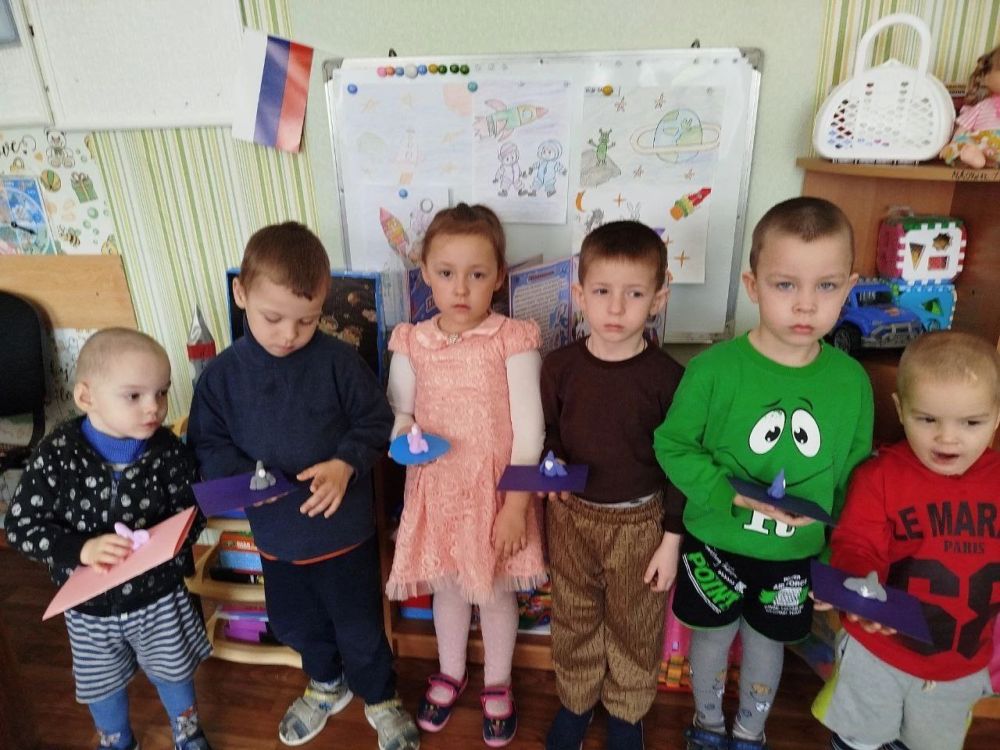 Александр Качанов: В школах и детсадах Докучаевска прошли тематические мероприятия ко Дню космонавтики Александр Качанов: В школах и детсадах Докучаевска прошли тематические мероприятия ко Дню космонавтики