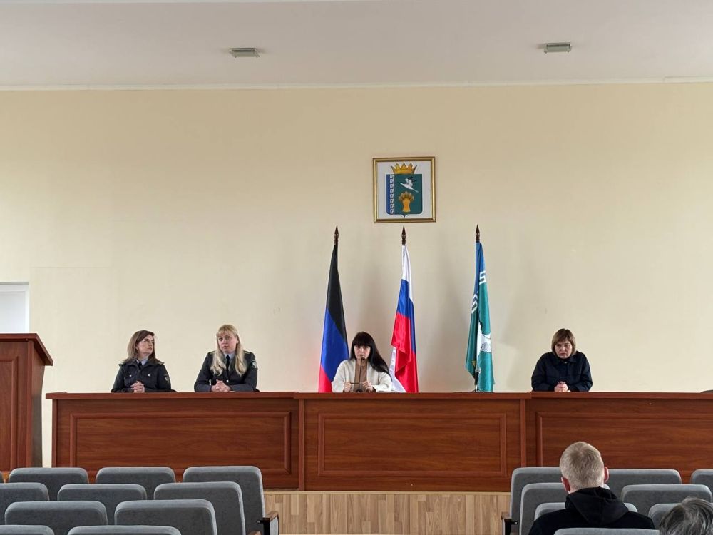 Одиннадцатого апреля в Мангушском округе состоялось важное оперативное совещание, организованное Управлением Федеральной службы по ветеринарному и фитосанитарному надзору по ДНР и ЛНР Одиннадцатого апреля в Мангушском округе состоялось важное оперативное совещание, организованное Управлением Федеральной службы по ветеринарному и фитосанитарному надзору по ДНР и ЛНР