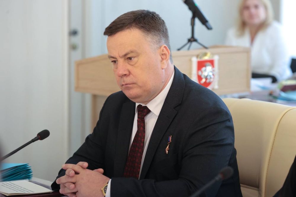 Константин Кузьмин: В Государственном Совете Республики Крым состоялось заседание комиссии Совета законодателей по вопросам интеграции новых субъектов Российской Федерации в правовую систему Российской Федерации Константин Кузьмин: В Государственном Совете Республики Крым состоялось заседание комиссии Совета законодателей по вопросам интеграции новых субъектов Российской Федерации в правовую систему Российской Федерации