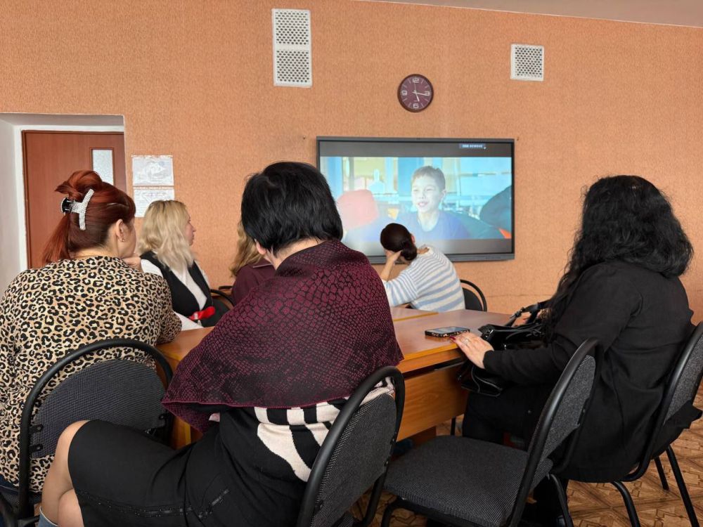 Когда наступает четверг, сделаны уроки и появляется свободное время во второй половине дня у родителей Когда наступает четверг, сделаны уроки и появляется свободное время во второй половине дня у родителей