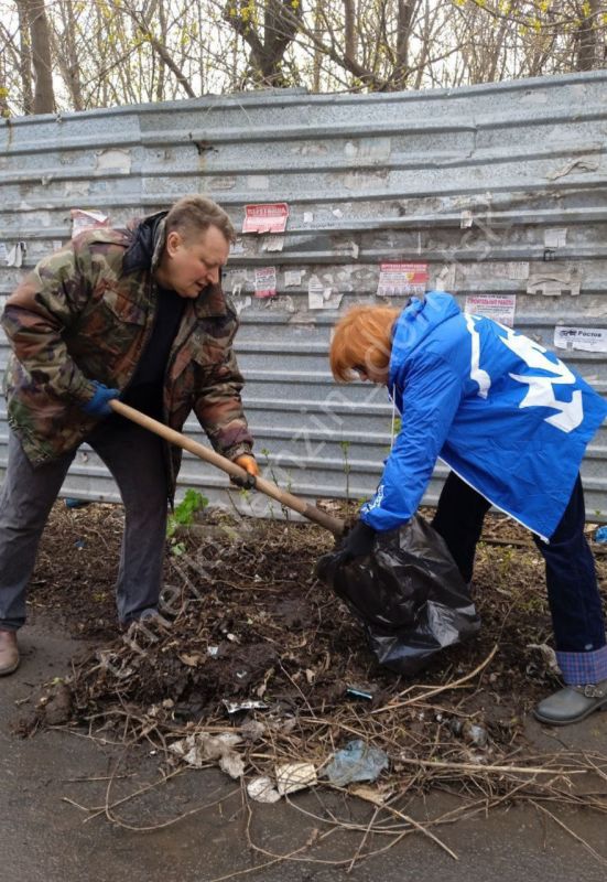 Общегородской субботник в Донецке! Общегородской субботник в Донецке!