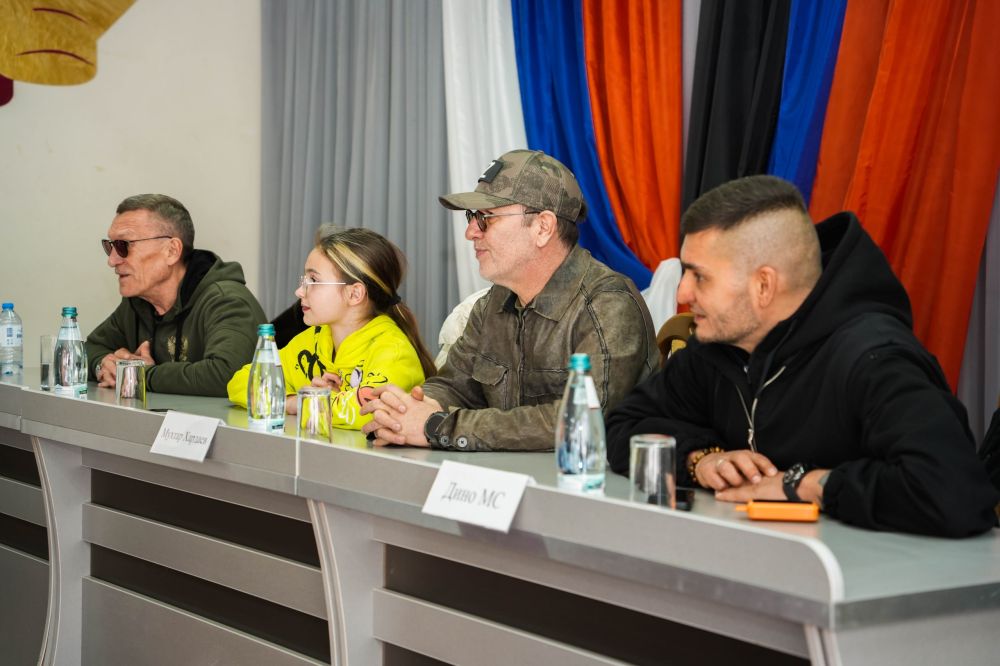 Что надо делать, чтобы стать успешным артистом? Что надо делать, чтобы стать успешным артистом?