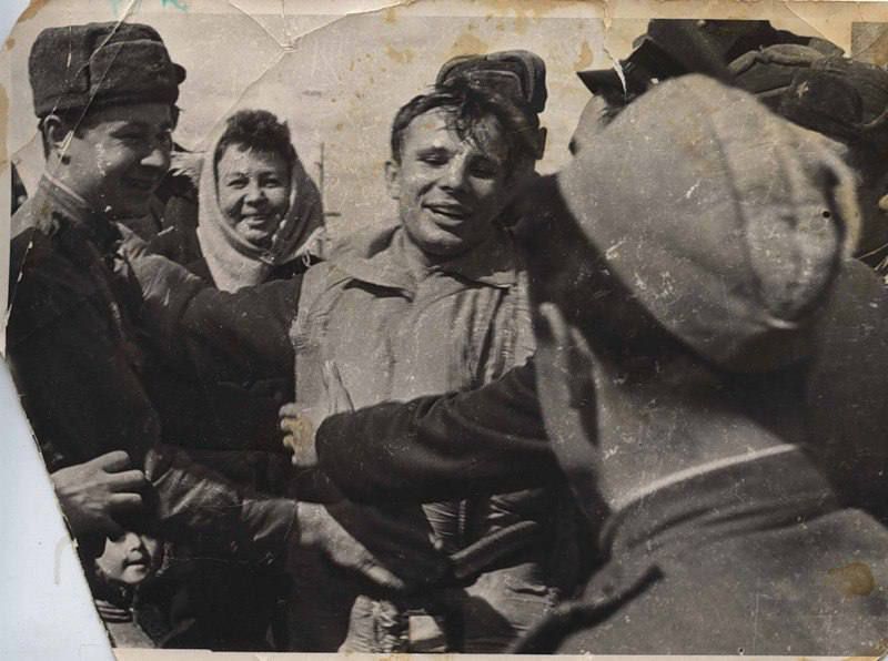 64 года назад Юрий Гагарин открыл для человечества Космическую эру 64 года назад Юрий Гагарин открыл для человечества Космическую эру