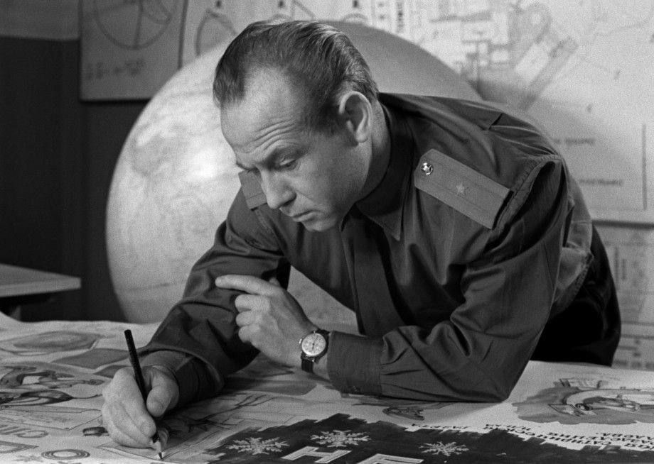«Это не моя личная слава. Разве я бы мог проникнуть в космос, будучи одиночкой? Это слава нашего народа», — Юрий Гагарин «Это не моя личная слава. Разве я бы мог проникнуть в космос, будучи одиночкой? Это слава нашего народа», — Юрий Гагарин