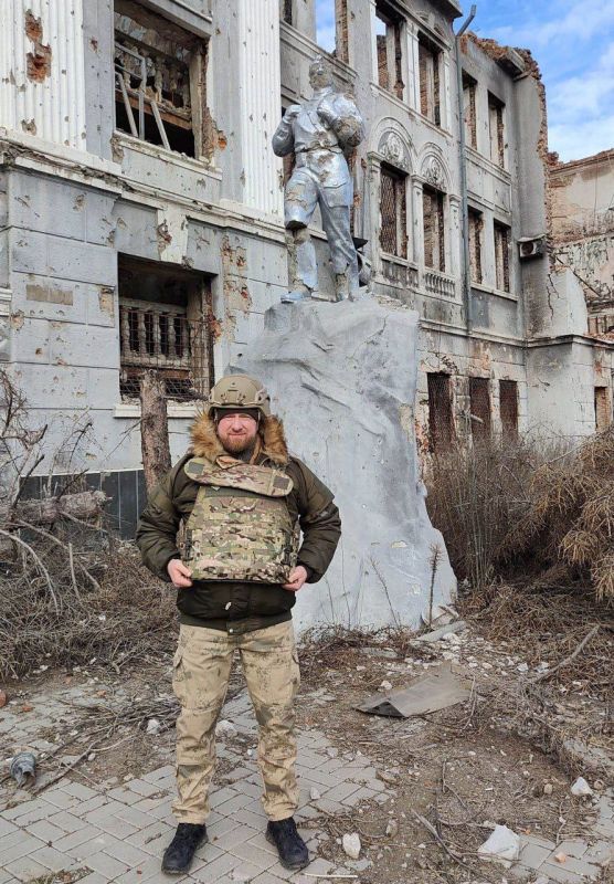 Александр Малькевич: Наш путь к Победе: детскими глазами – о героях Ленинградского полка Александр Малькевич: Наш путь к Победе: детскими глазами – о героях Ленинградского полка