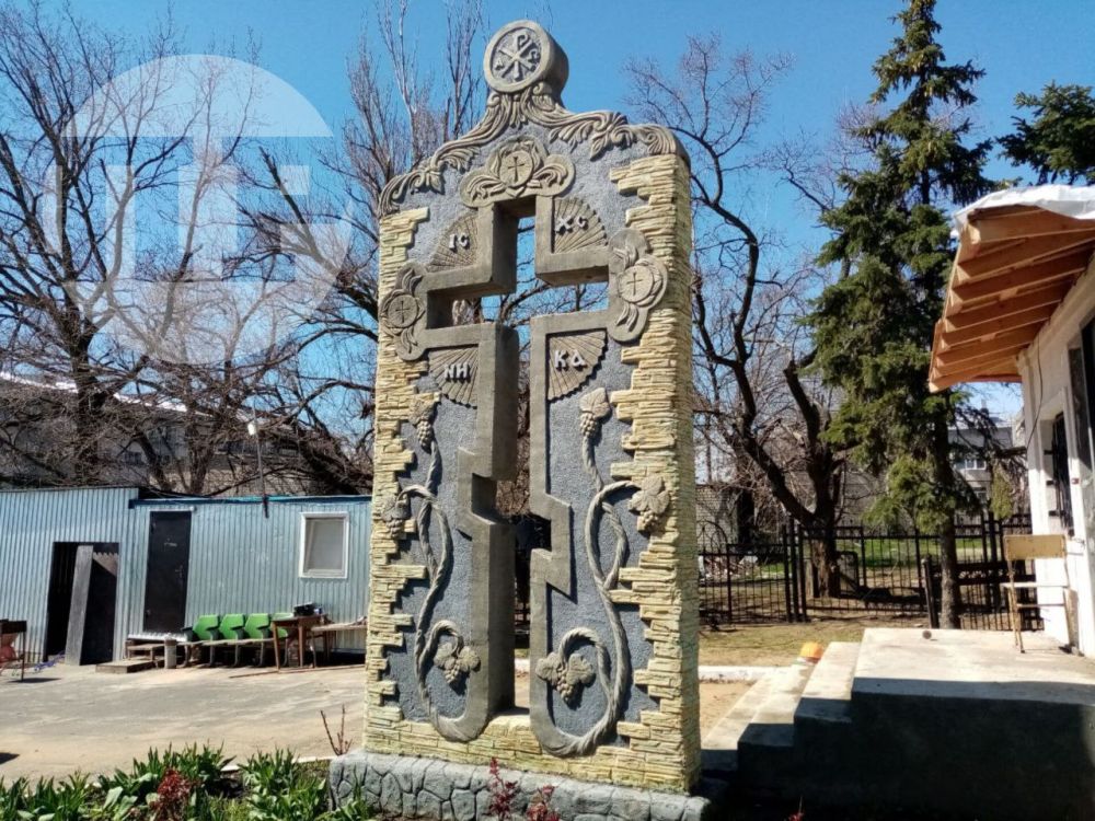 Храм Архистратига Михаила на Левобережье продолжает восстанавливаться Храм Архистратига Михаила на Левобережье продолжает восстанавливаться