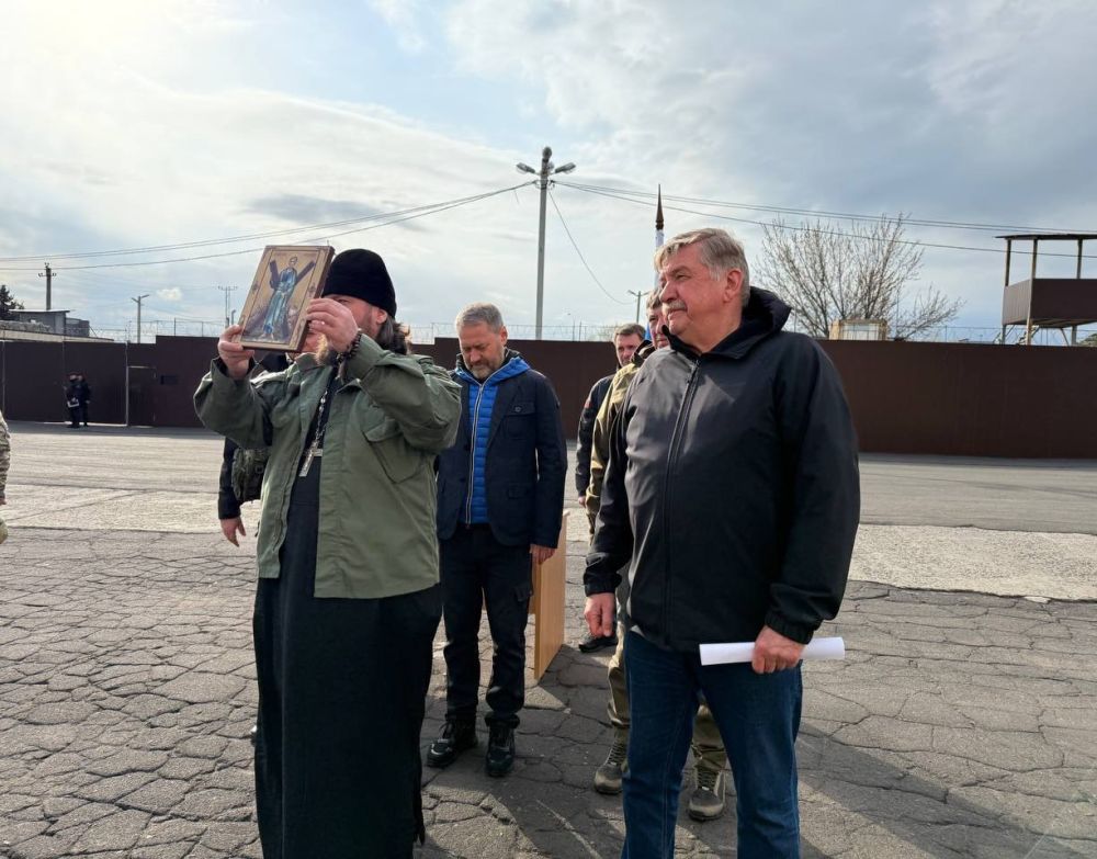Спикер Петербургского ЗакСа посетил Мариуполь Спикер Петербургского ЗакСа посетил Мариуполь
