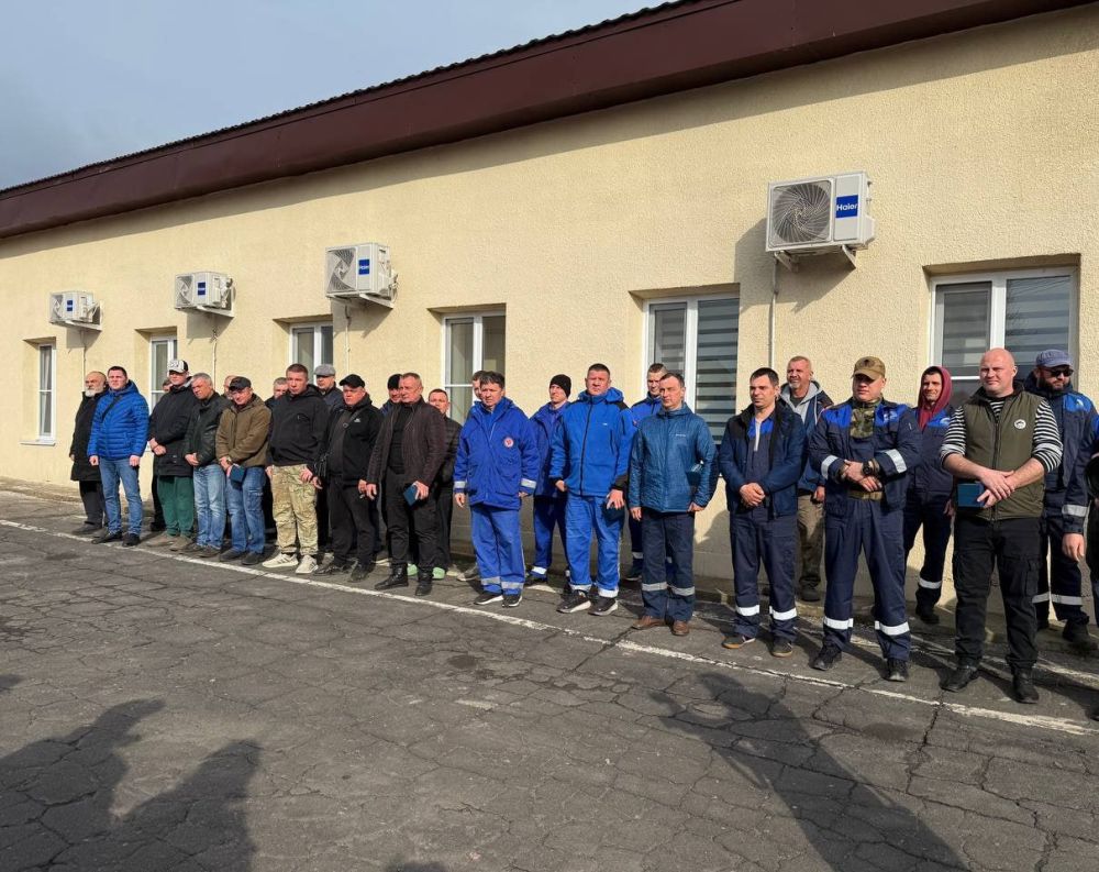 Спикер Петербургского ЗакСа посетил Мариуполь Спикер Петербургского ЗакСа посетил Мариуполь
