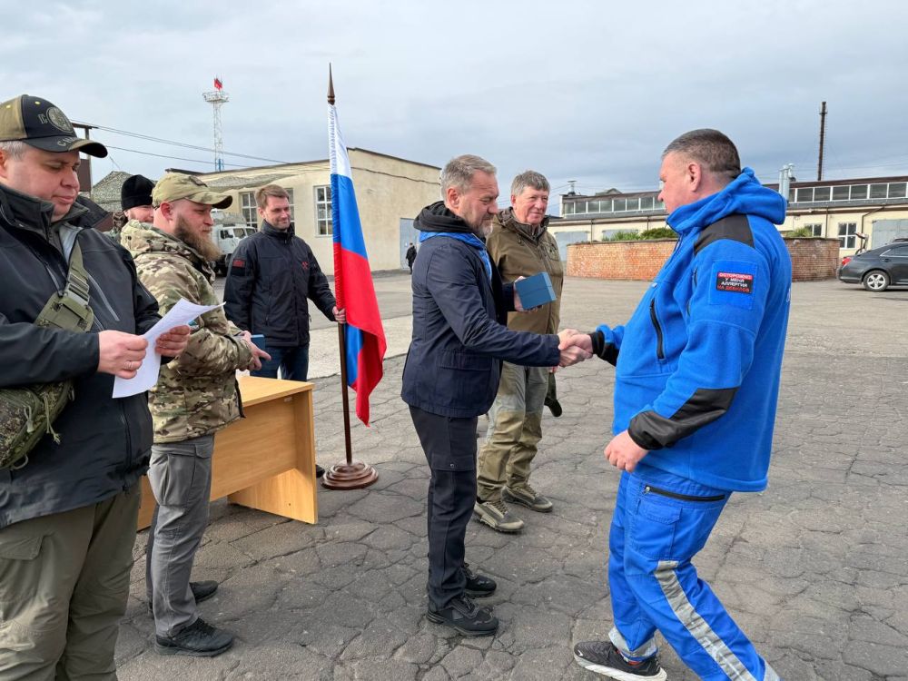 Спикер Петербургского ЗакСа посетил Мариуполь Спикер Петербургского ЗакСа посетил Мариуполь