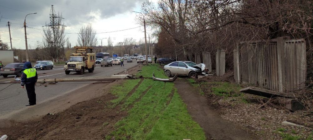 Автоинспекторы установили обстоятельства ДТП в Горловке Автоинспекторы установили обстоятельства ДТП в Горловке