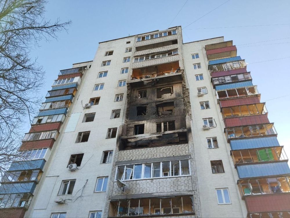 Фото последствий массированной атаки беспилотников на Курск Фото последствий массированной атаки беспилотников на Курск