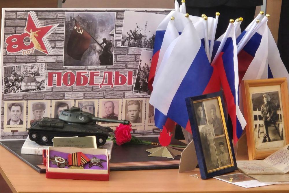 Сергей Желновач: Сегодня посетил открытые уроки «Наследники Победы» в ГБОУ «Школа № 5 г.о.Дебальцево» Сергей Желновач: Сегодня посетил открытые уроки «Наследники Победы» в ГБОУ «Школа № 5 г.о.Дебальцево»