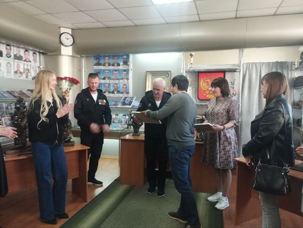 В Ждановке прошло открытие выставки «Человек металла и огня» В Ждановке прошло открытие выставки «Человек металла и огня»