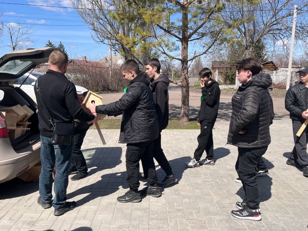 В Волновахском муниципальном округе прошла акция «Сад памяти» В Волновахском муниципальном округе прошла акция «Сад памяти»