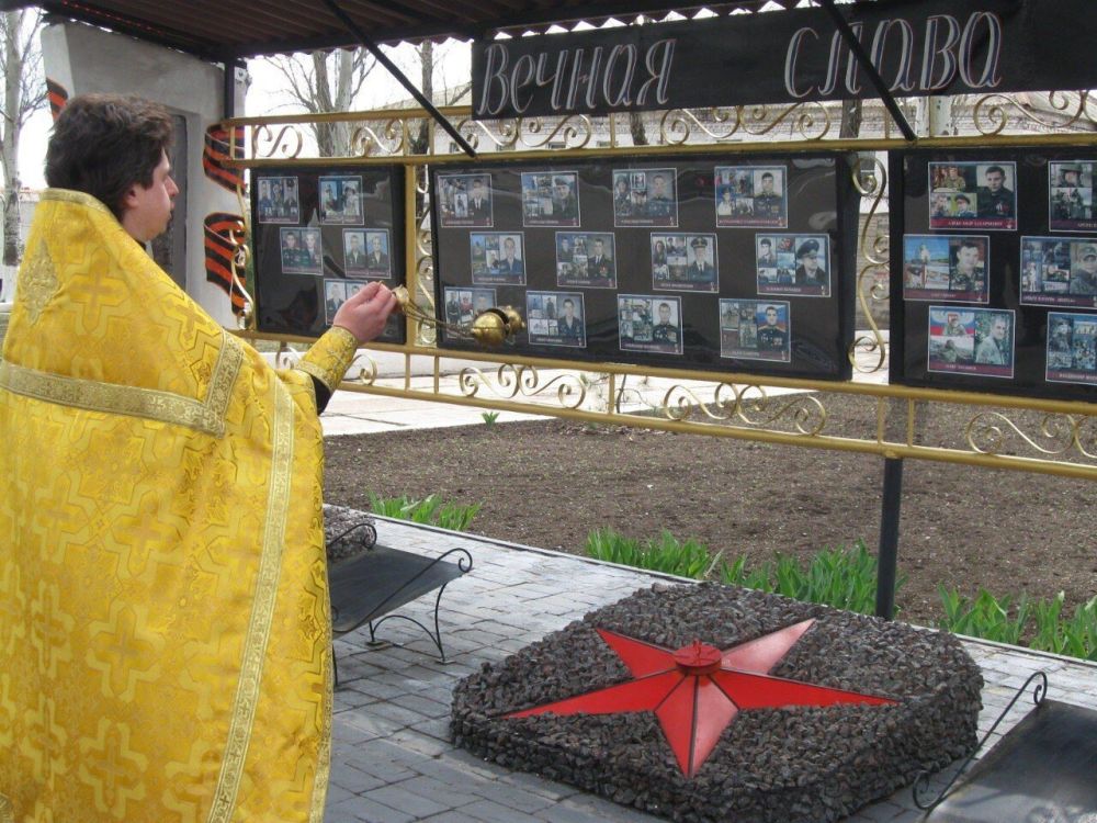 Осужденных ИК-8 посетил священнослужитель Осужденных ИК-8 посетил священнослужитель