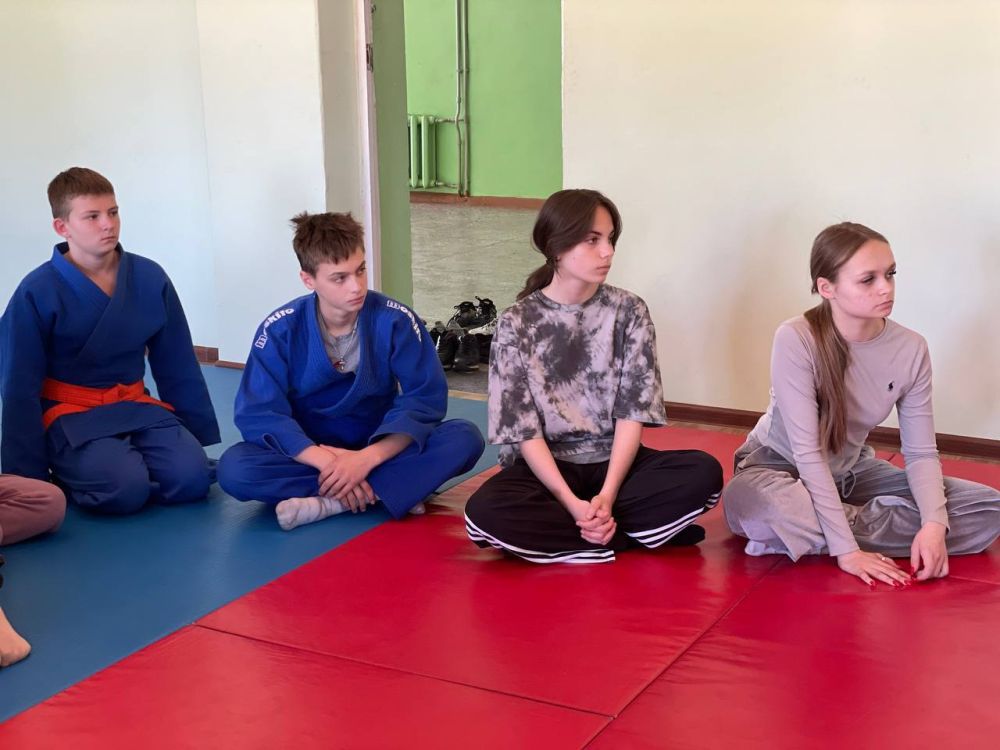 И спортивная разминка, и разговор по душам И спортивная разминка, и разговор по душам