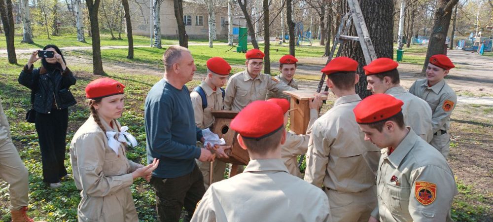 В Харцызском городском округе прошла акция «Сад памяти» В Харцызском городском округе прошла акция «Сад памяти»