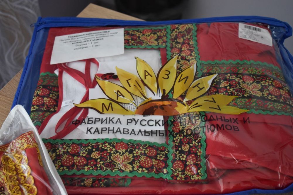 Большой друг детей Сенатор Александр Волошин всегда старается поддерживать образовательные организации новых регионов России Большой друг детей Сенатор Александр Волошин всегда старается поддерживать образовательные организации новых регионов России