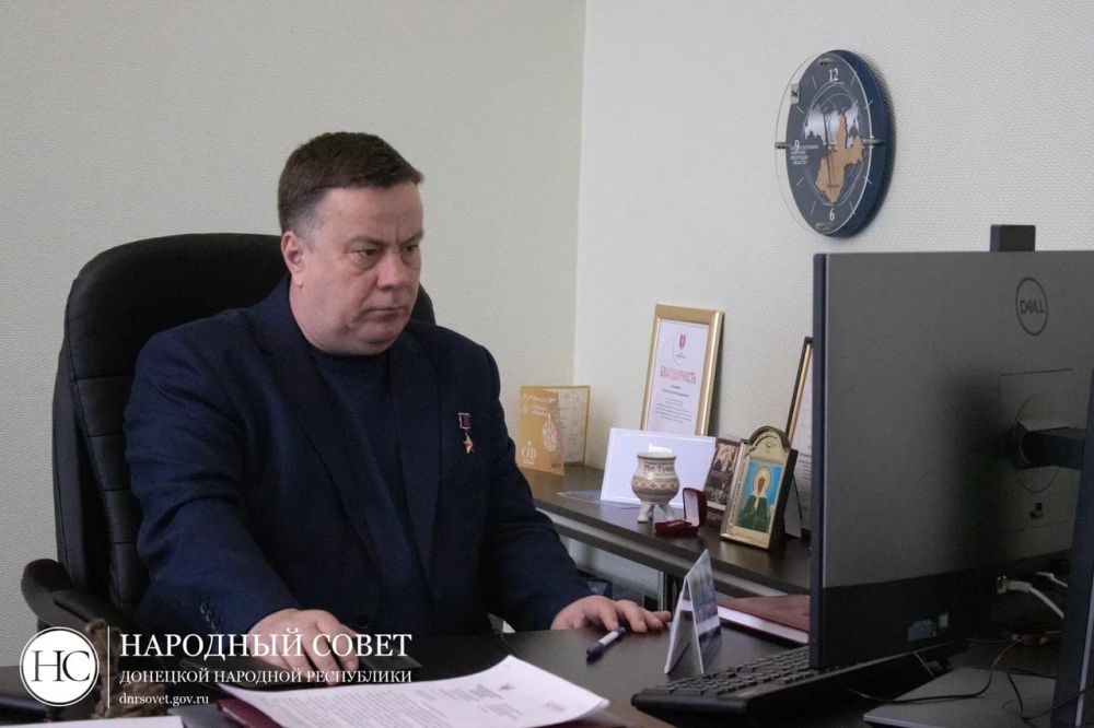 Константин Кузьмин: Сегодня Глава Донецкой Народной Республики Денис Пушилин провел прямую линию, в ходе которой ответил на вопросы жителей региона Константин Кузьмин: Сегодня Глава Донецкой Народной Республики Денис Пушилин провел прямую линию, в ходе которой ответил на вопросы жителей региона