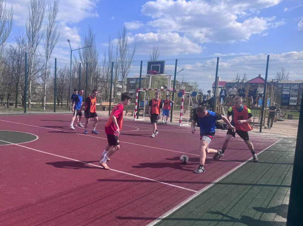 В Кировском состоялись соревнования по мини-футболу В Кировском состоялись соревнования по мини-футболу