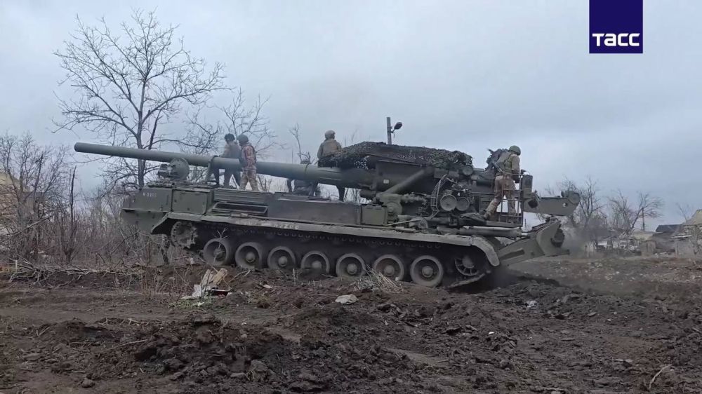 Боевая работа расчёта 203-мм самоходной пушки 2С7М «Малка» группировки войск «Центр» на Покровском (Красноармейском) направлении Боевая работа расчёта 203-мм самоходной пушки 2С7М «Малка» группировки войск «Центр» на Покровском (Красноармейском) направлении