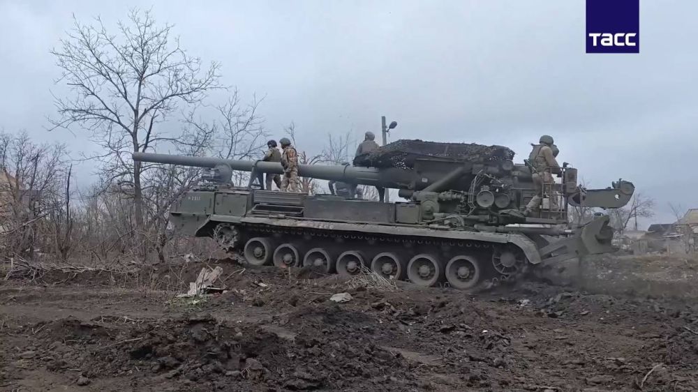 Боевая работа расчёта 203-мм самоходной пушки 2С7М «Малка» группировки войск «Центр» на Покровском (Красноармейском) направлении Боевая работа расчёта 203-мм самоходной пушки 2С7М «Малка» группировки войск «Центр» на Покровском (Красноармейском) направлении