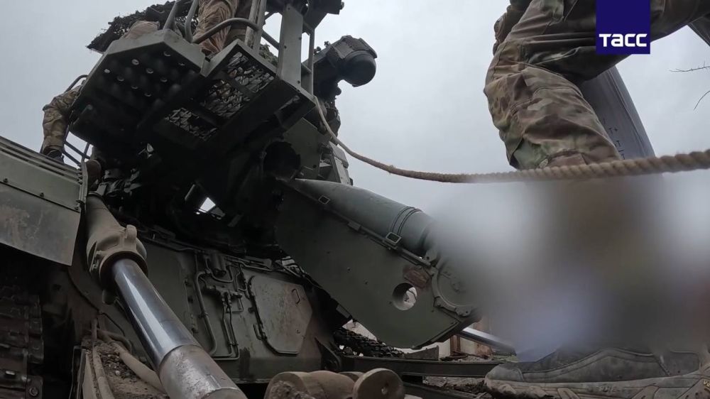 Боевая работа расчёта 203-мм самоходной пушки 2С7М «Малка» группировки войск «Центр» на Покровском (Красноармейском) направлении Боевая работа расчёта 203-мм самоходной пушки 2С7М «Малка» группировки войск «Центр» на Покровском (Красноармейском) направлении